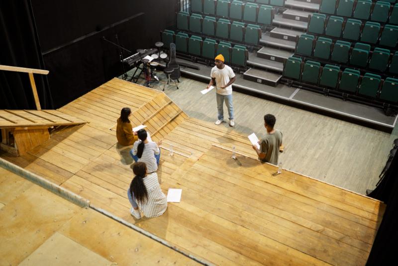 Modular Flat Staging